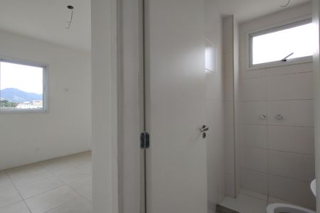 Apartamento à venda com 95m², 2 quartos e 1 vaga Apartamento à venda com 95m², 2 quartos e 1 vagaQuarto 1 Suíte