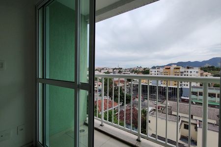 Apartamento à venda com 95m², 2 quartos e 1 vaga Apartamento à venda com 95m², 2 quartos e 1 vagaVaranda