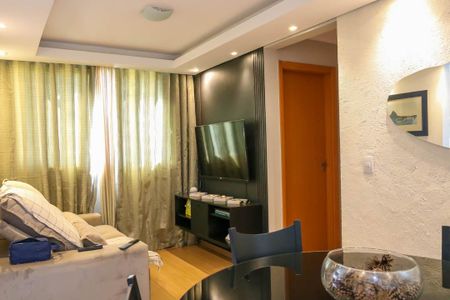 Sala de apartamento à venda com 2 quartos, 42m² em Encantado, Rio de Janeiro