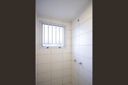 Apartamento para alugar com 53m², 2 quartos e sem vaga Apartamento para alugar com 53m², 2 quartos e sem vagaBanheiro