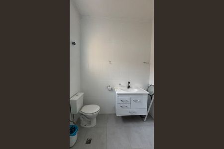 Casa para alugar com 175m², 2 quartos e 2 vagasBanheiro