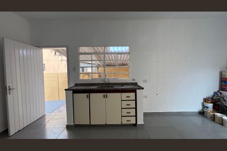 Casa para alugar com 175m², 2 quartos e 2 vagasCozinha