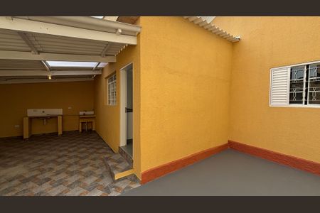 Casa para alugar com 175m², 2 quartos e 2 vagasQuintal 