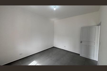 Casa para alugar com 175m², 2 quartos e 2 vagasQuarto 1