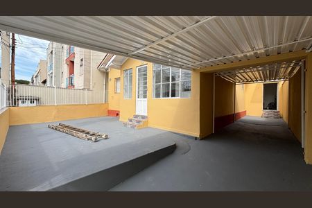 Casa para alugar com 175m², 2 quartos e 2 vagasQuintal  - Garagem