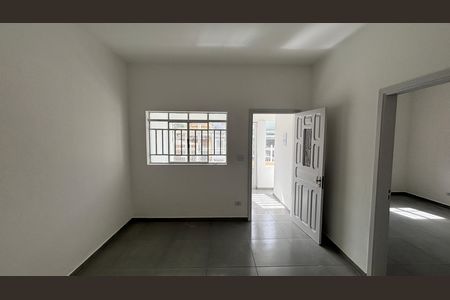 Casa para alugar com 175m², 2 quartos e 2 vagasSala