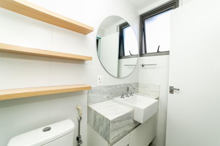 Apartamento à venda com 62m², 2 quartos e 2 vagas Apartamento à venda com 62m², 2 quartos e 2 vagasBanheiro da Suíte