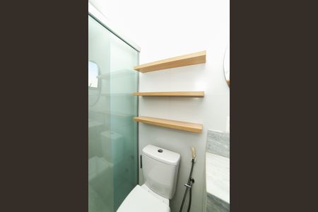 Apartamento à venda com 62m², 2 quartos e 2 vagas Apartamento à venda com 62m², 2 quartos e 2 vagasBanheiro da Suíte