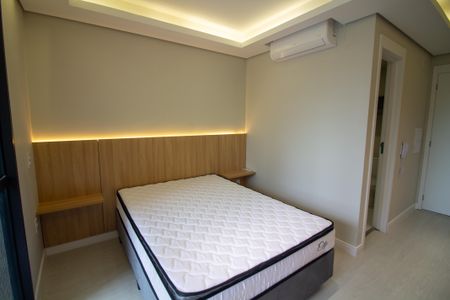Studio para alugar com 27m², 1 quarto e 1 vaga Studio para alugar com 27m², 1 quarto e 1 vagaSala / Quarto - Studio