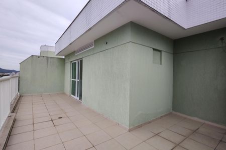 Apartamento à venda com 61m², 2 quartos e 1 vaga Apartamento à venda com 61m², 2 quartos e 1 vagaCobertura