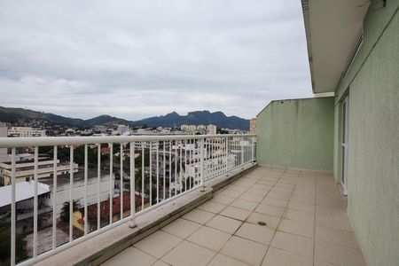Apartamento à venda com 61m², 2 quartos e 1 vaga Apartamento à venda com 61m², 2 quartos e 1 vagaCobertura
