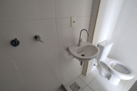 Apartamento à venda com 61m², 2 quartos e 1 vaga Apartamento à venda com 61m², 2 quartos e 1 vagaBanheiro da Suíte