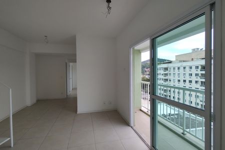Apartamento à venda com 61m², 2 quartos e 1 vaga Apartamento à venda com 61m², 2 quartos e 1 vagaSala