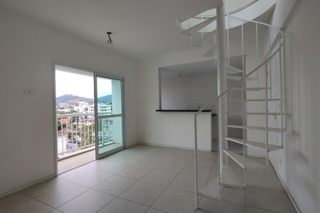 Apartamento à venda com 61m², 2 quartos e 1 vaga Apartamento à venda com 61m², 2 quartos e 1 vagaSala