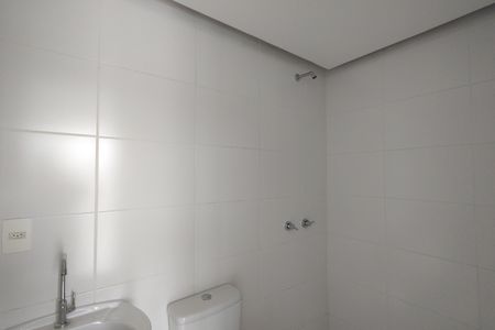 Apartamento à venda com 61m², 2 quartos e 1 vaga Apartamento à venda com 61m², 2 quartos e 1 vagaBanheiro Social 2