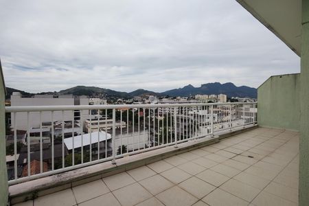 Apartamento à venda com 61m², 2 quartos e 1 vaga Apartamento à venda com 61m², 2 quartos e 1 vagaCobertura
