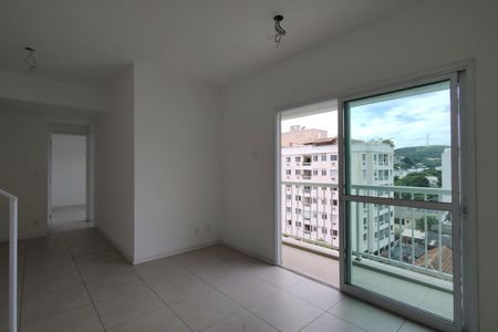 Apartamento à venda com 61m², 2 quartos e 1 vaga Apartamento à venda com 61m², 2 quartos e 1 vagaSala