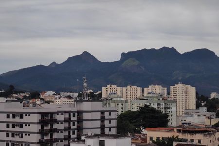 Apartamento à venda com 61m², 2 quartos e 1 vaga Apartamento à venda com 61m², 2 quartos e 1 vagaVista