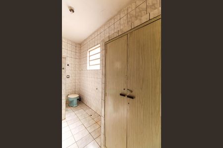 Apartamento à venda com 69m², 2 quartos e sem vaga Apartamento à venda com 69m², 2 quartos e sem vagaBanheiro
