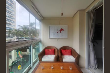 Varanda de apartamento para alugar com 3 quartos, 95m² em Barra da Tijuca, Rio de Janeiro
