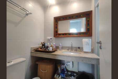 Apartamento para alugar com 95m², 3 quartos e 1 vaga Apartamento para alugar com 95m², 3 quartos e 1 vagaBanheiro da Suíte