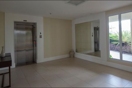 Apartamento para alugar com 95m², 3 quartos e 1 vaga Apartamento para alugar com 95m², 3 quartos e 1 vagaÁrea Comum