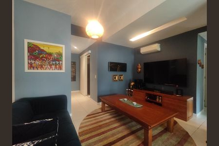 Apartamento para alugar com 95m², 3 quartos e 1 vaga Apartamento para alugar com 95m², 3 quartos e 1 vagaSala