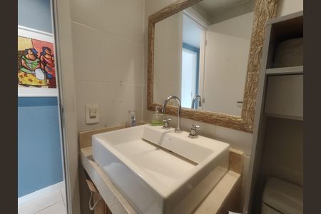Apartamento para alugar com 95m², 3 quartos e 1 vaga Apartamento para alugar com 95m², 3 quartos e 1 vagaBanheiro Social