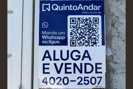 Casa à venda com 220m², 2 quartos e 3 vagas Casa à venda com 220m², 2 quartos e 3 vagasPlaca