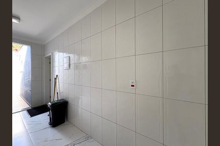 Casa à venda com 220m², 2 quartos e 3 vagas Casa à venda com 220m², 2 quartos e 3 vagasÁrea de Serviço