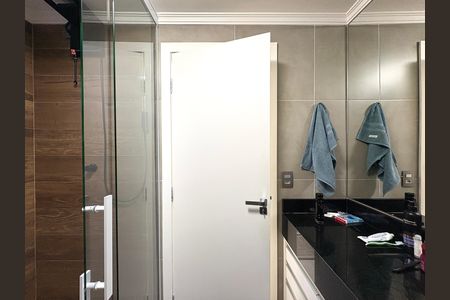 Casa à venda com 220m², 2 quartos e 3 vagas Casa à venda com 220m², 2 quartos e 3 vagasBanheiro da Suíte 1