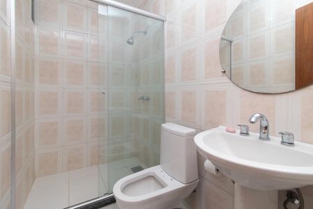 Casa para alugar com 331m², 3 quartos e 2 vagasBanheiro Social
