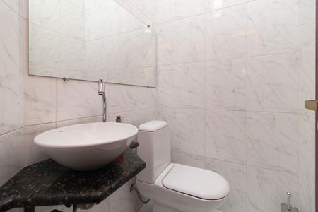 Casa para alugar com 331m², 3 quartos e 2 vagasLavabo