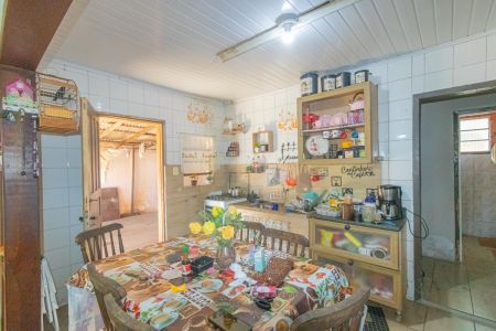 Cozinha de casa à venda com 3 quartos, 380m² em Estância Velha, Canoas