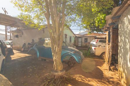 Casa à venda com 380m², 3 quartos e 2 vagas Casa à venda com 380m², 3 quartos e 2 vagasQuintal