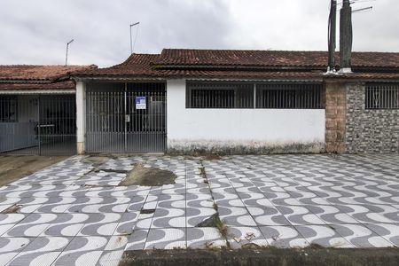 Casa para alugar com 80m², 1 quarto e 2 vagas Casa para alugar com 80m², 1 quarto e 2 vagasFachada
