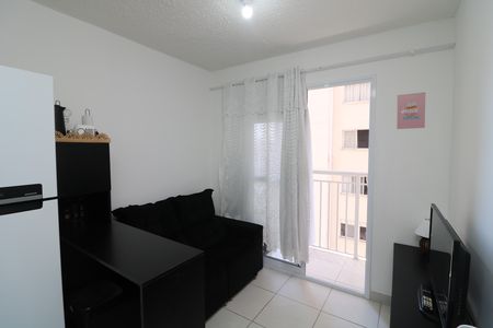 Sala de apartamento para alugar com 2 quartos, 35m² em Vila Graciosa, São Paulo