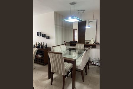 Apartamento à venda com 80m², 2 quartos e 1 vaga Apartamento à venda com 80m², 2 quartos e 1 vagaSala