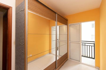 Quarto 1 de apartamento para alugar com 2 quartos, 43m² em Vila Mazzei, São Paulo