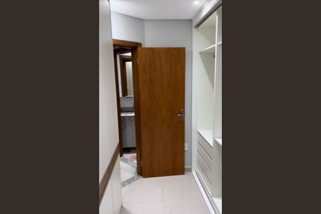 Apartamento à venda com 100m², 2 quartos e 1 vaga Apartamento à venda com 100m², 2 quartos e 1 vagaQuarto