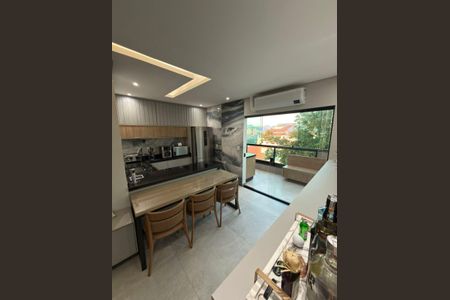 Apartamento à venda com 100m², 2 quartos e 1 vaga Apartamento à venda com 100m², 2 quartos e 1 vagaCozinha