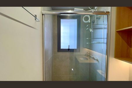 Studio para alugar com 27m², 1 quarto e sem vaga Studio para alugar com 27m², 1 quarto e sem vagaBanheiro da Suíte