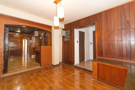 Casa para alugar com 180m², 3 quartos e 1 vaga Casa para alugar com 180m², 3 quartos e 1 vagaCopa