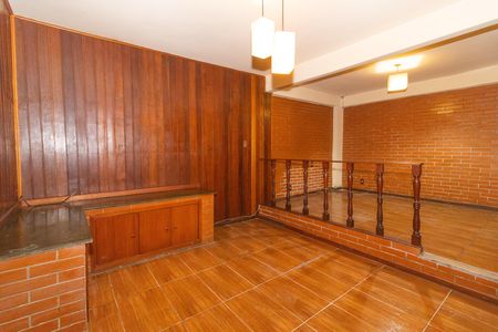 Casa para alugar com 180m², 3 quartos e 1 vaga Casa para alugar com 180m², 3 quartos e 1 vagaCopa