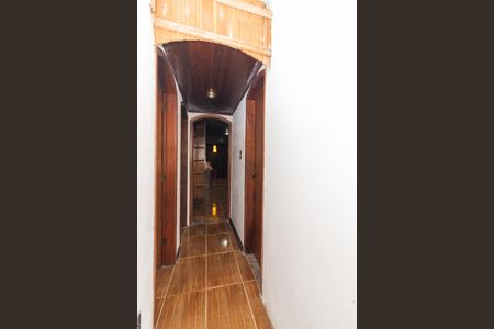 Casa para alugar com 180m², 3 quartos e 1 vaga Casa para alugar com 180m², 3 quartos e 1 vagaCorredor