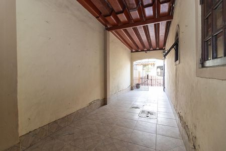 Casa para alugar com 180m², 3 quartos e 1 vaga Casa para alugar com 180m², 3 quartos e 1 vagaGaragem