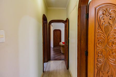 Casa para alugar com 170m², 3 quartos e 1 vaga Casa para alugar com 170m², 3 quartos e 1 vagaCorredor