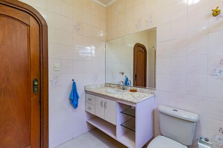Casa para alugar com 170m², 3 quartos e 1 vaga Casa para alugar com 170m², 3 quartos e 1 vagaBanheiroBanheiro