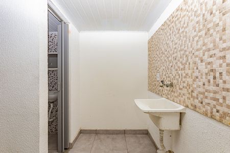 Área de Serviço de casa para alugar com 1 quarto, 28m² em Bosque da Saúde, São Paulo