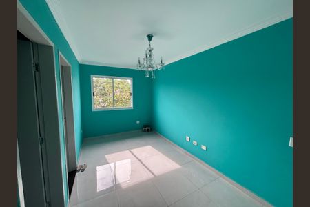 Sala de apartamento para alugar com 2 quartos, 62m² em Jardim Fanganiello, Ferraz de Vasconcelos